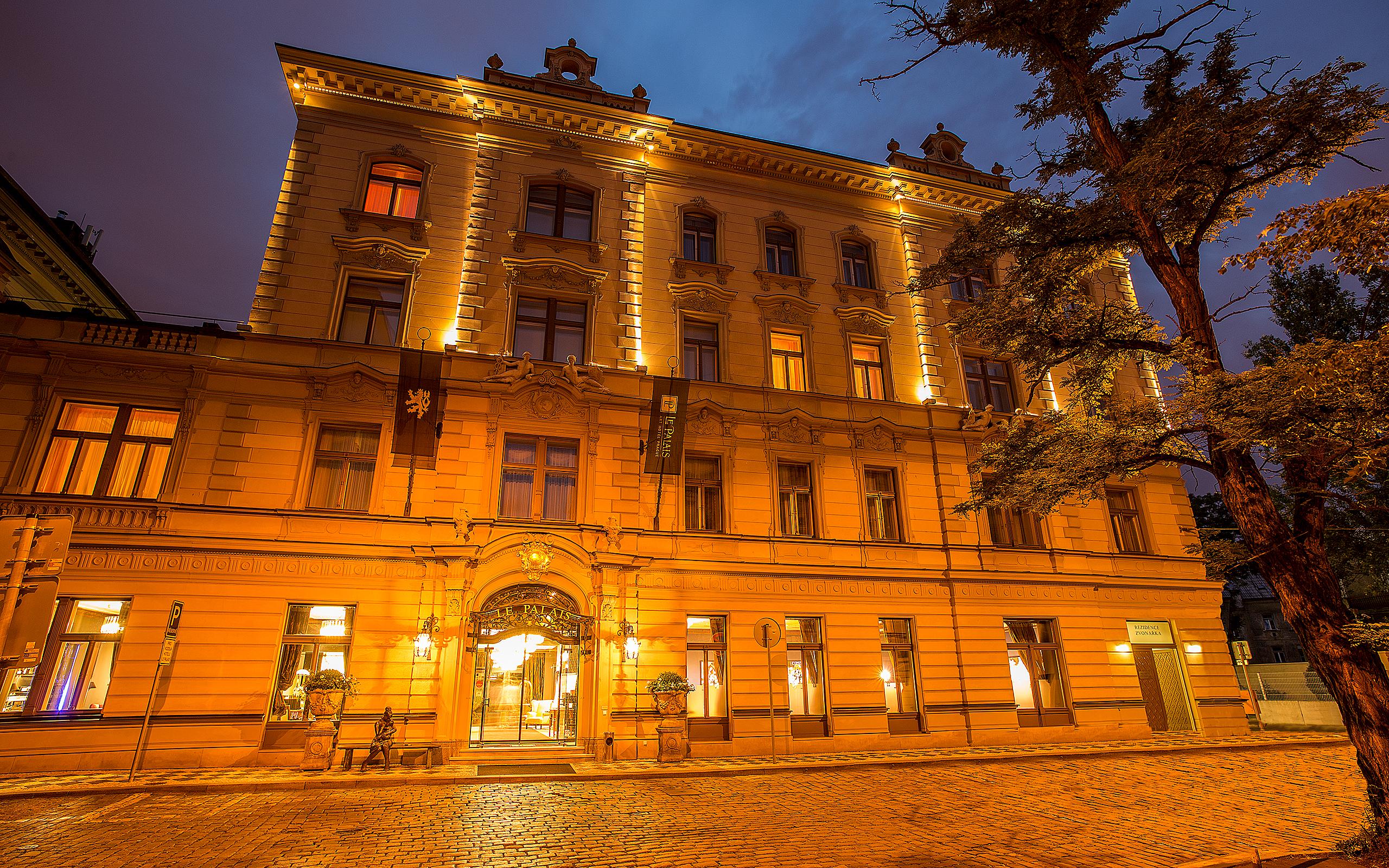 Le Palais Art Hotel Prag Exterior foto